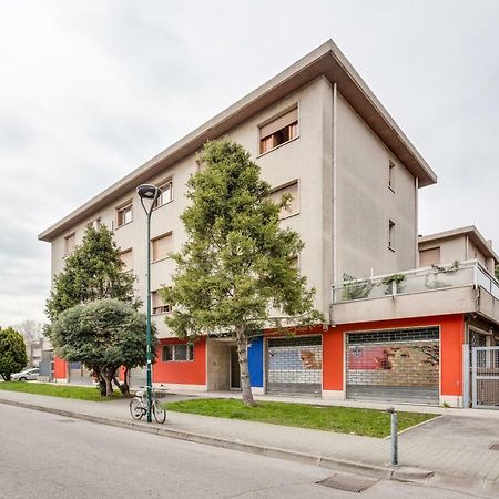 Rooms Vidar Train Station Marghera Exterior photo